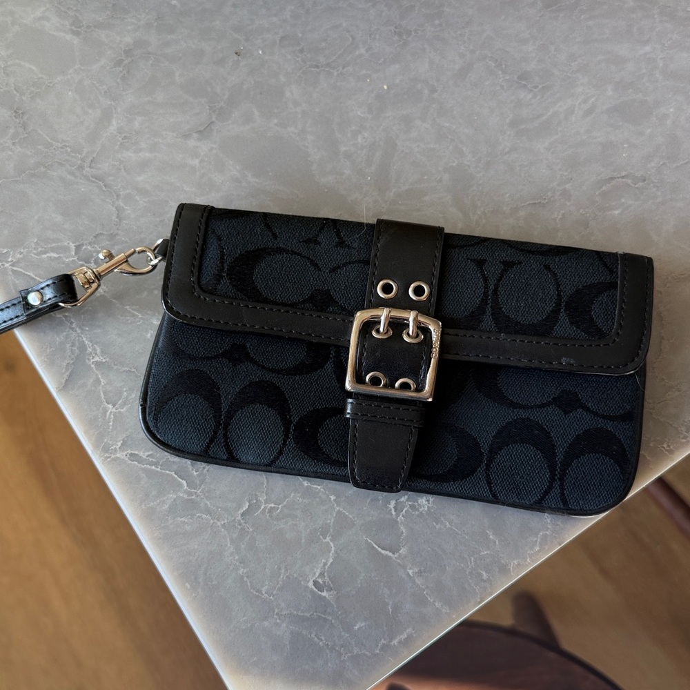 Vintage coach wristlet